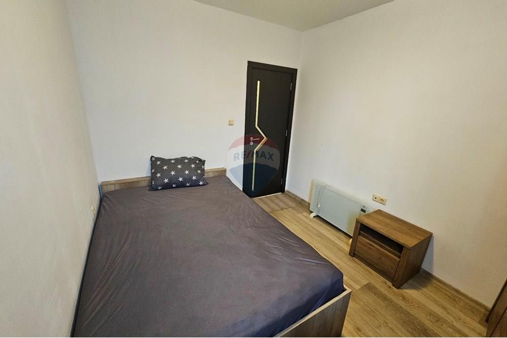 Апартамент - Под наем - гр. Варна, Област Варна, България - viber_image_2025-10-24_14-21-19-351.jpg - Детска стая - 360511013-81