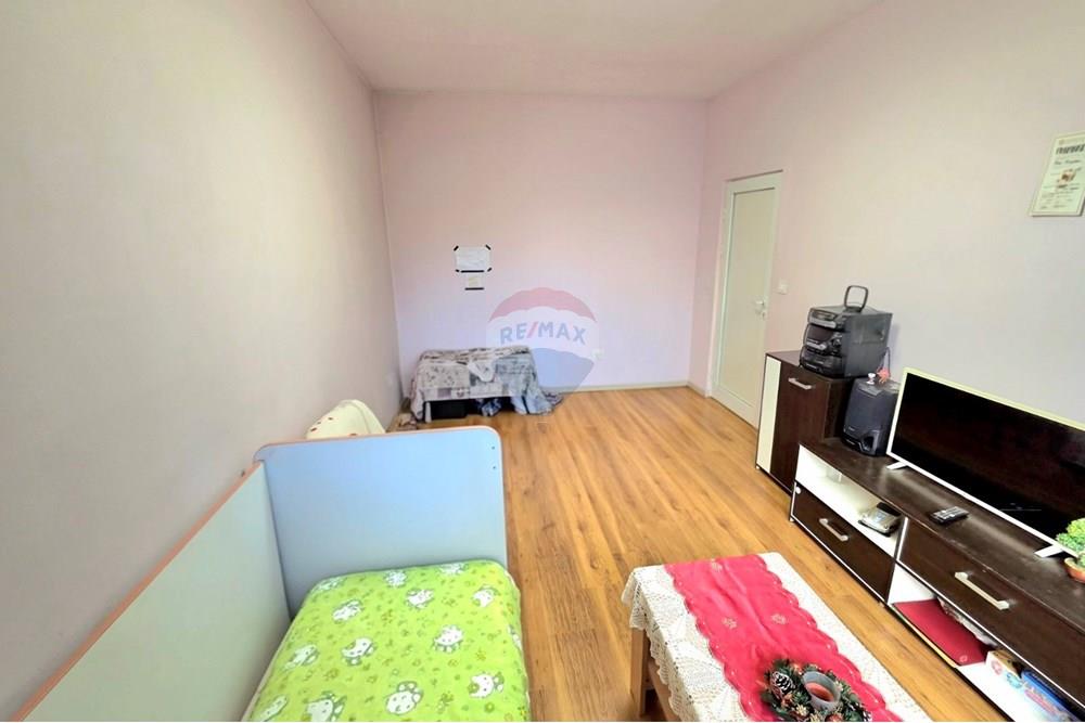 Апартамент - Под наем - гр. Варна, Област Варна, България - viber_image_2025-12-23_22-03-54-776.jpg - Спалня - 360511018-26