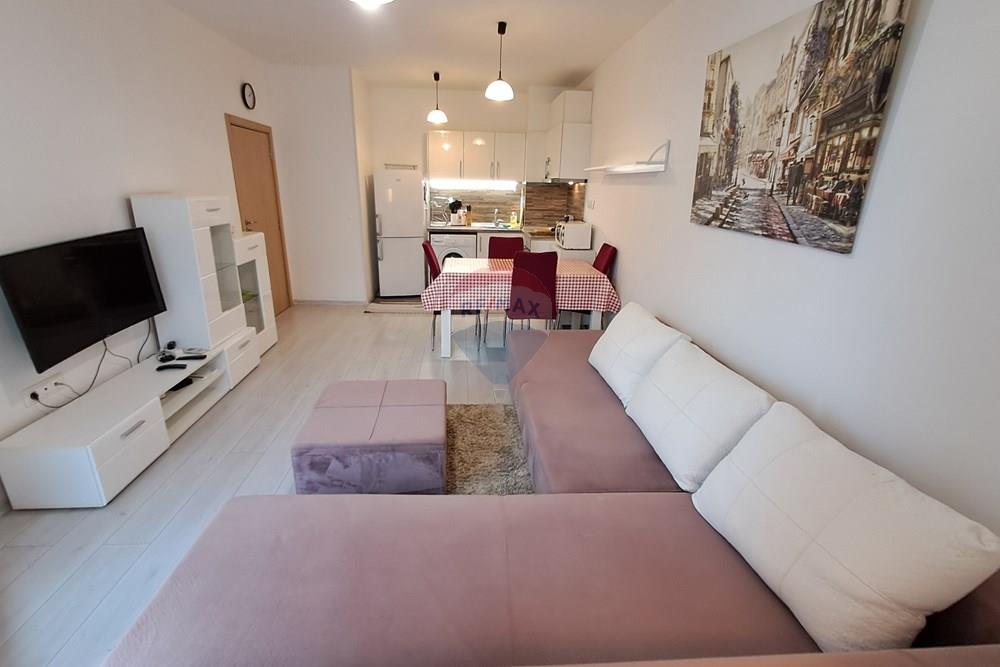 Апартамент - Под наем - гр. Варна, Област Варна, България - 20260204_140557.jpg - Всекидневна - 360471005-297