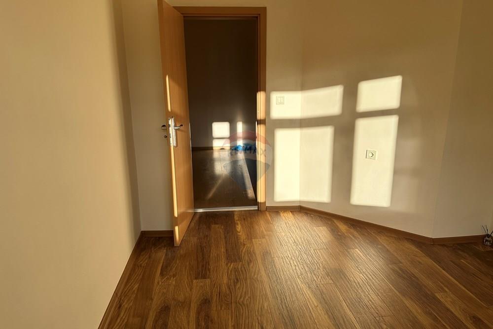 Апартамент - За продажба - гр. Варна, Област Варна, България - IMG_1881.JPG - 360391070-1