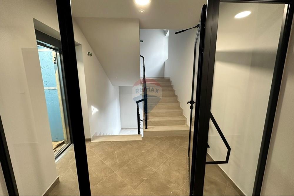 Апартамент - За продажба - гр. София, Област София град, България - 0-02-05-ec16a82c6e2d12d2e6acff092c5eb06e79e8c9e12a3000abbb2d1db93c552dd0_ce71a7dc7e867af4.jpg - 360411012-16