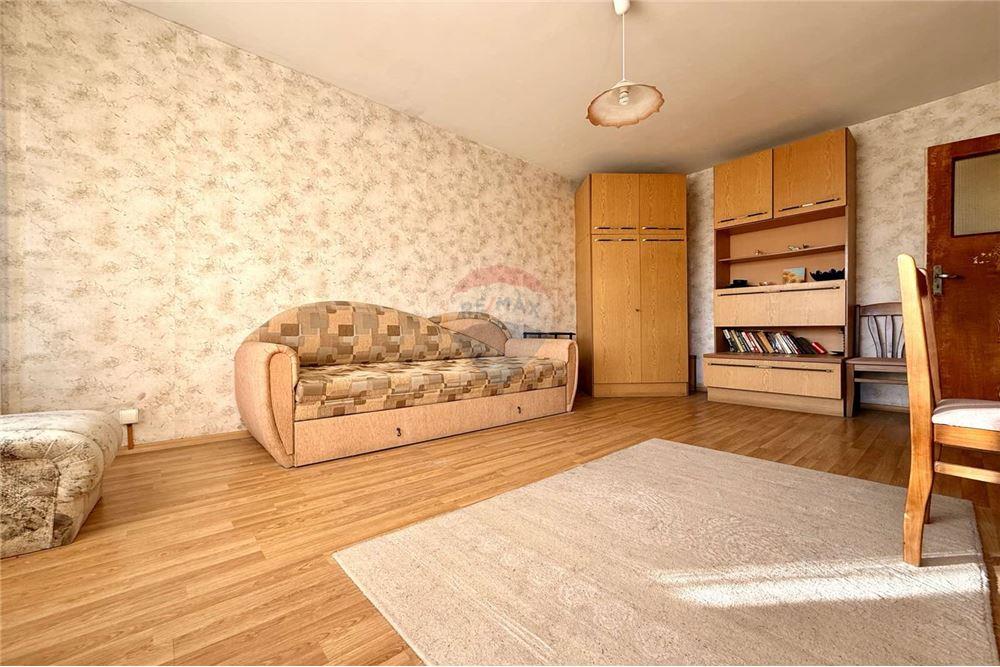 Апартамент - За продажба - гр. Варна, Област Варна, България - Уютна спална с изход към открита тераса с частична панорамна гледка - Спалня - 360321025-285