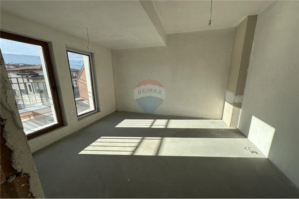 Градска къща - За продажба - гр. София, Област София град, България - 67 - 360241007-88