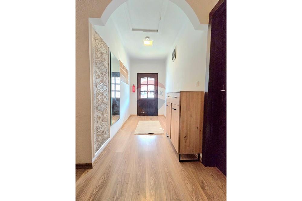 Селска къща - Под наем - с. Кичево, Област Варна, България - 47842.jpg - Коридор - 360511018-37