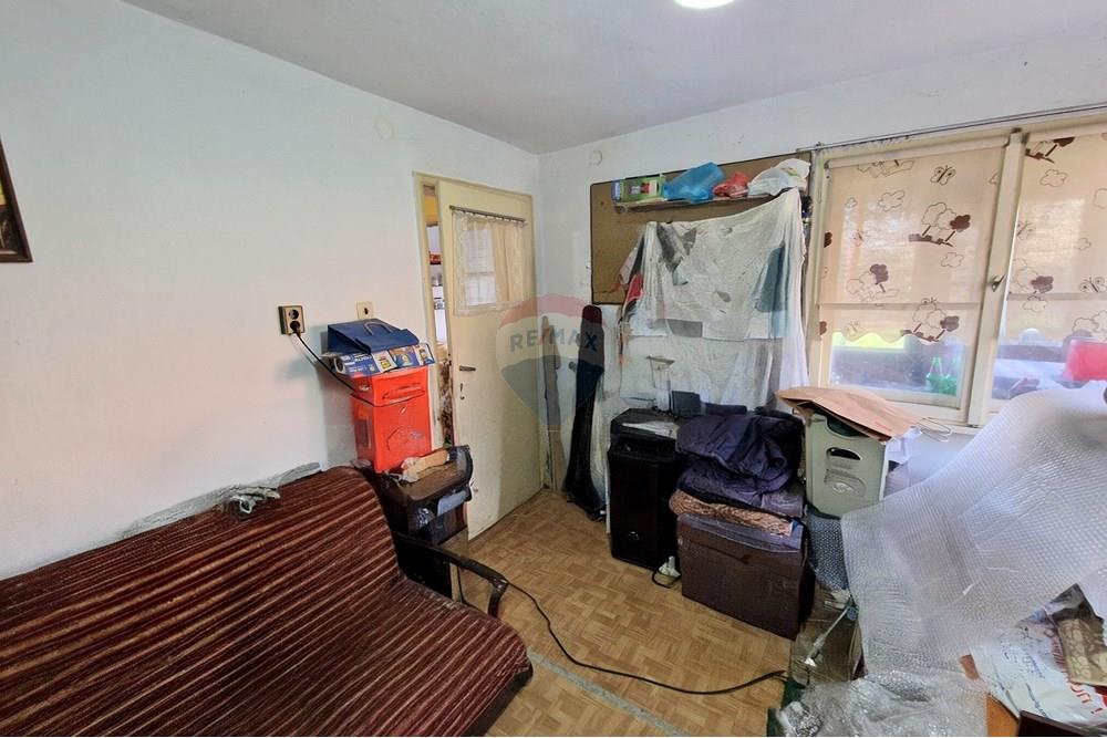 Селска къща - За продажба - с. Щръклево, Област Русе, България - 20251211_095549~2.jpg - 360451038-25