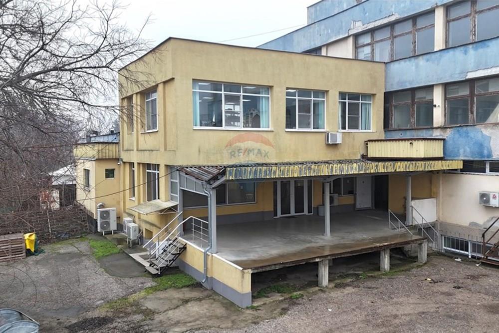 Офис сграда - За продажба - гр. Русе, Област Русе, България - dji_fly_20260105_141740_0776_1767621361636_photo.JPEG - 360451033-121