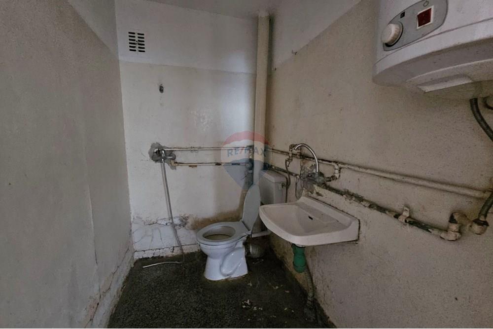 Апартамент - За продажба - гр. Варна, Област Варна, България - viber_image_2025-10-13_12-32-20-570.jpg - Баня - 360391034-50