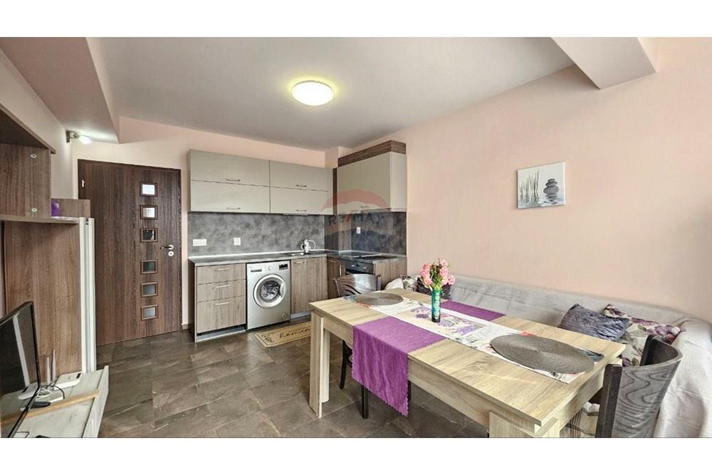 Апартамент - За продажба - гр. Бургас, Област Бургас, България - photo_2025-12-10_21-31-26.jpg - 360291023-77