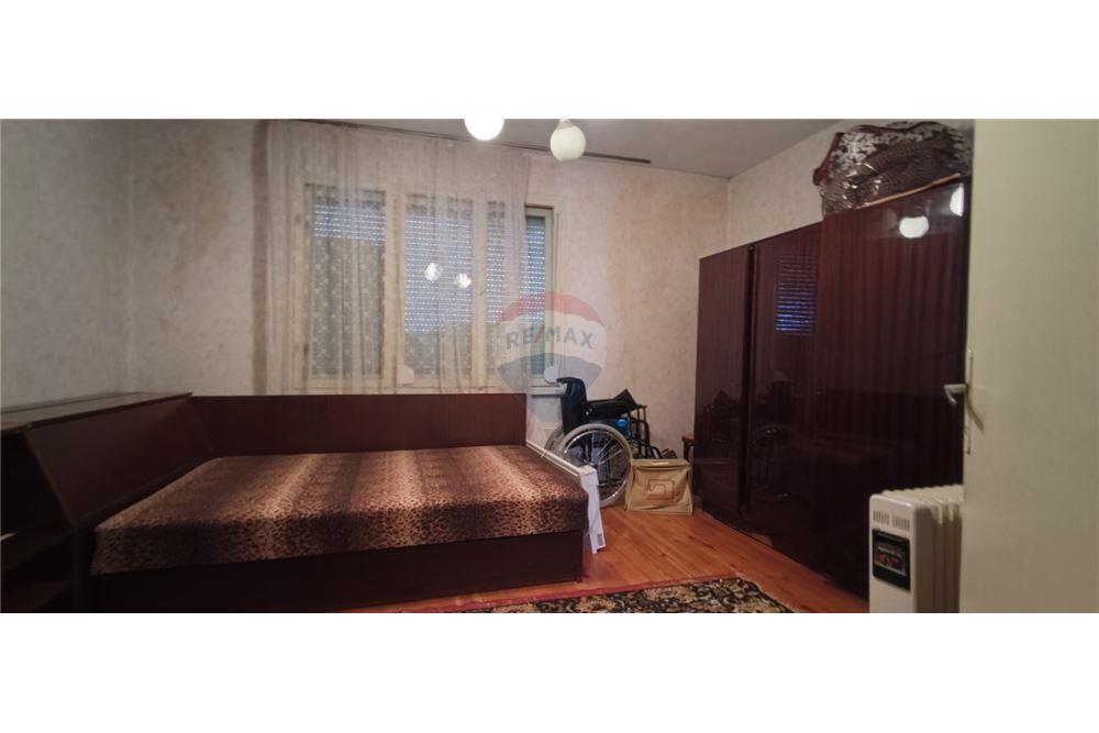 Градска къща - За продажба - гр. Аксаково, Област Варна, България - 10 - 360301003-179