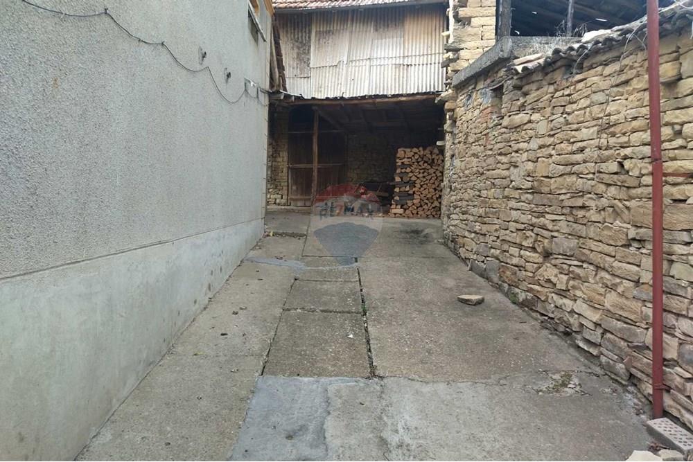 Country Home - For Sale - с. Долна Липница, Област Велико Търново, Болгария - viber_изображение_2025-10-22_09-12-24-070.jpg - 360431027-9