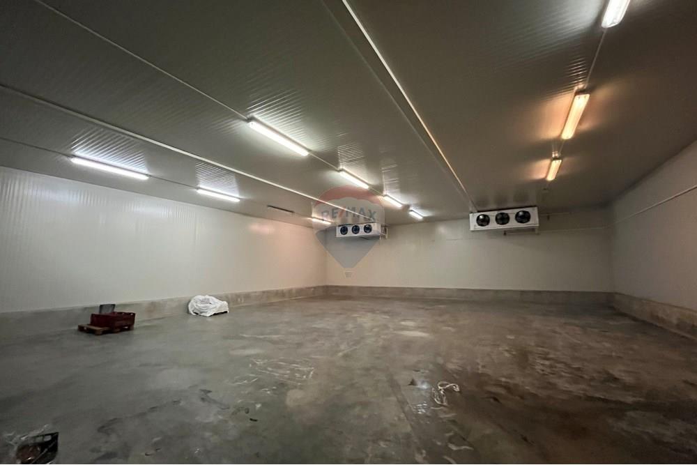 Фабрика - За продажба - с. Полковник Ламбриново, Област Силистра, България - хале 5.jpg - 360321028-142