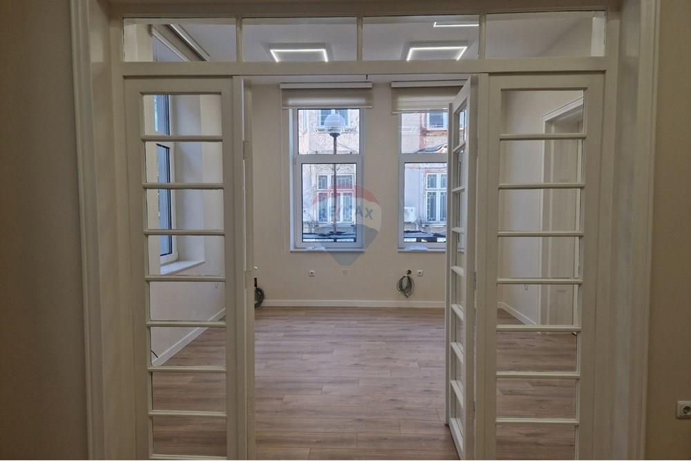 Офис - Под наем - гр. Варна, Област Варна, България - viber_image_2025-03-19_12-06-13-641.jpg - 360531003-39