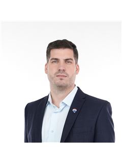 Alejandro Lamberti - RE/MAX Profesional