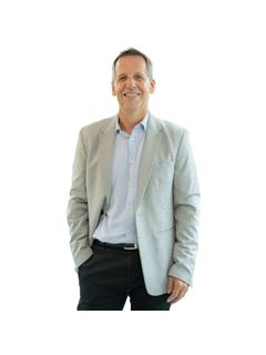 Gustavo Carlos Reyes - RE/MAX Suma