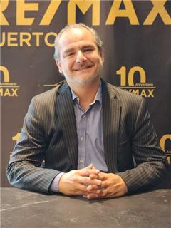 Maximiliano Garcia - RE/MAX Puerto