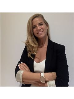 Brenda Calo - RE/MAX Urbana