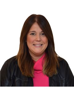 Natalia González - RE/MAX Express