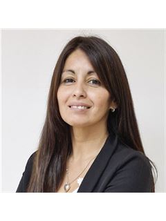 Antonia Vallejos - RE/MAX VIP