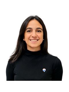 Alexandra Maione - RE/MAX Avenida