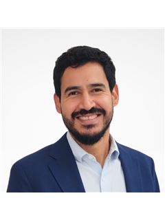 Sebastián Javier  Fernández - RE/MAX La Vie