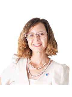 Zaira Mega - RE/MAX Jardín