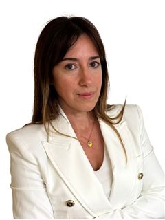 Amelia  Chumba - RE/MAX Premium