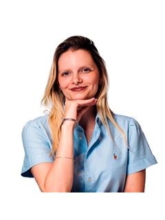Camila Sabaris - RE/MAX Desafío
