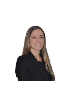 Juana Kistenmacher - RE/MAX Suma