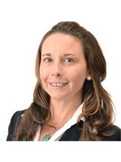 Lorena Paz - RE/MAX Arena