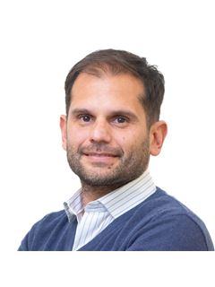 Nicolas Gutierrez - RE/MAX Futuro