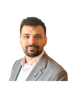 Nicolás Martín  Debanne - RE/MAX Mediterránea