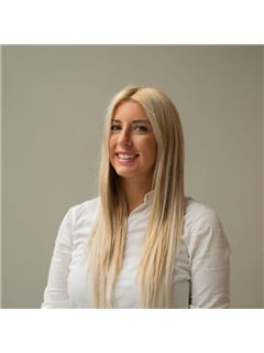 Daiana Nahir Talamás - RE/MAX Heart
