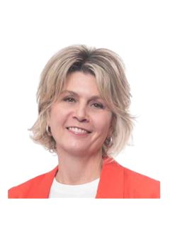 Paola Ferrea - RE/MAX Urbana III