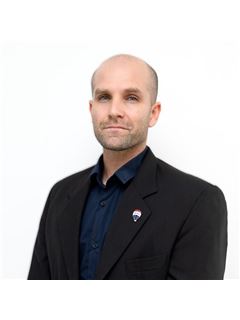 Matías Hernán Castañares - RE/MAX Boulevard