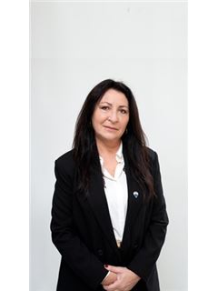 Sandra Romano - RE/MAX Boulevard