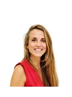 Viviana Morales - RE/MAX Uno