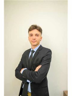 Jeromino De La Fuente - RE/MAX Click