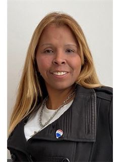 PATRICIA MAYELIZ SIRIT SANCHEZ - RE/MAX Advance