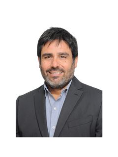 Daniel Crespi - RE/MAX Urbana III