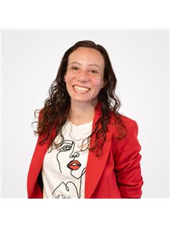 Macarena Machuca - RE/MAX Up