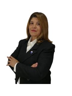 Andrea Henriquez  - RE/MAX Terruños