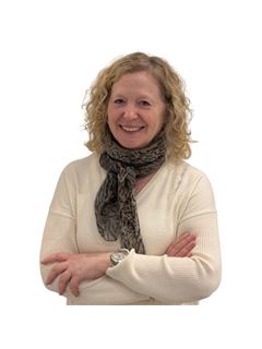 Laura  Rogovich - RE/MAX Desafío