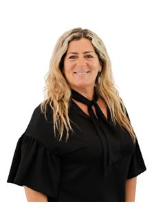 Cecilia Castiglioni - RE/MAX Roble