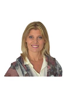 María Legrand - RE/MAX Express