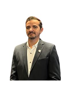 Carlos Ignacio  Blanes - RE/MAX Activo