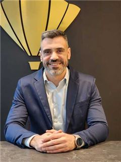 Hugo Barrientos - RE/MAX Puerto