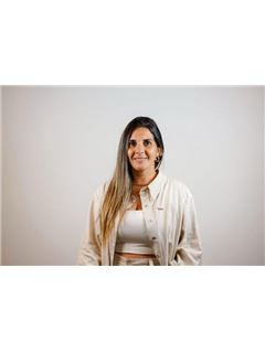 Estefania Gutierrez - RE/MAX Net