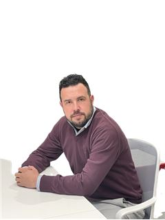 Ariel Godoy Echavarría - RE/MAX Heart