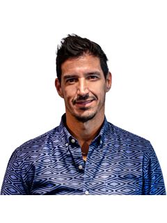 Alejandro Gonzalez Sobol - RE/MAX Advance