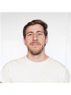 Ivan Lucas Stok - RE/MAX Suma